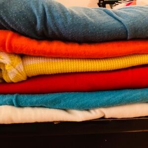 6 pack (variety) Long Sleeve Old Navy T-shirts sz M